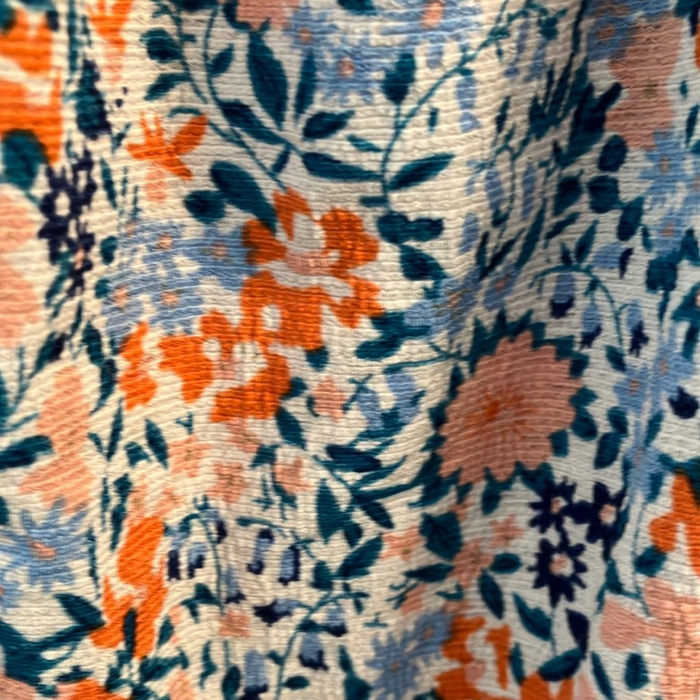 Floral Ruffle Sleeve Top - Picture 4 of 7